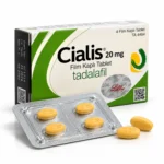 Cialis 20 mg 4 tablet kutusu, dört tablet içeren gümüş blister ve yanında iki adet C20 baskılı sarı tablet.
